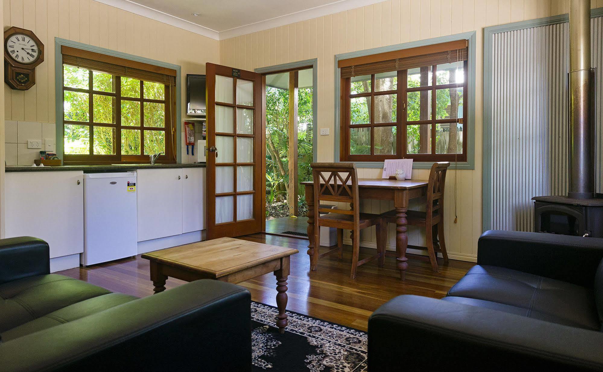 Allumbah Pocket Cottages Yungaburra Εξωτερικό φωτογραφία
