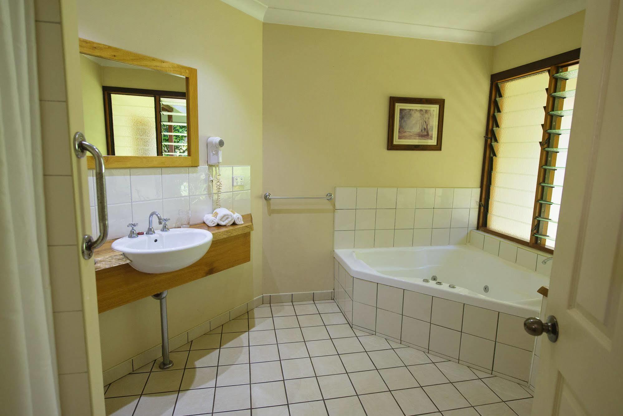 Allumbah Pocket Cottages Yungaburra Εξωτερικό φωτογραφία