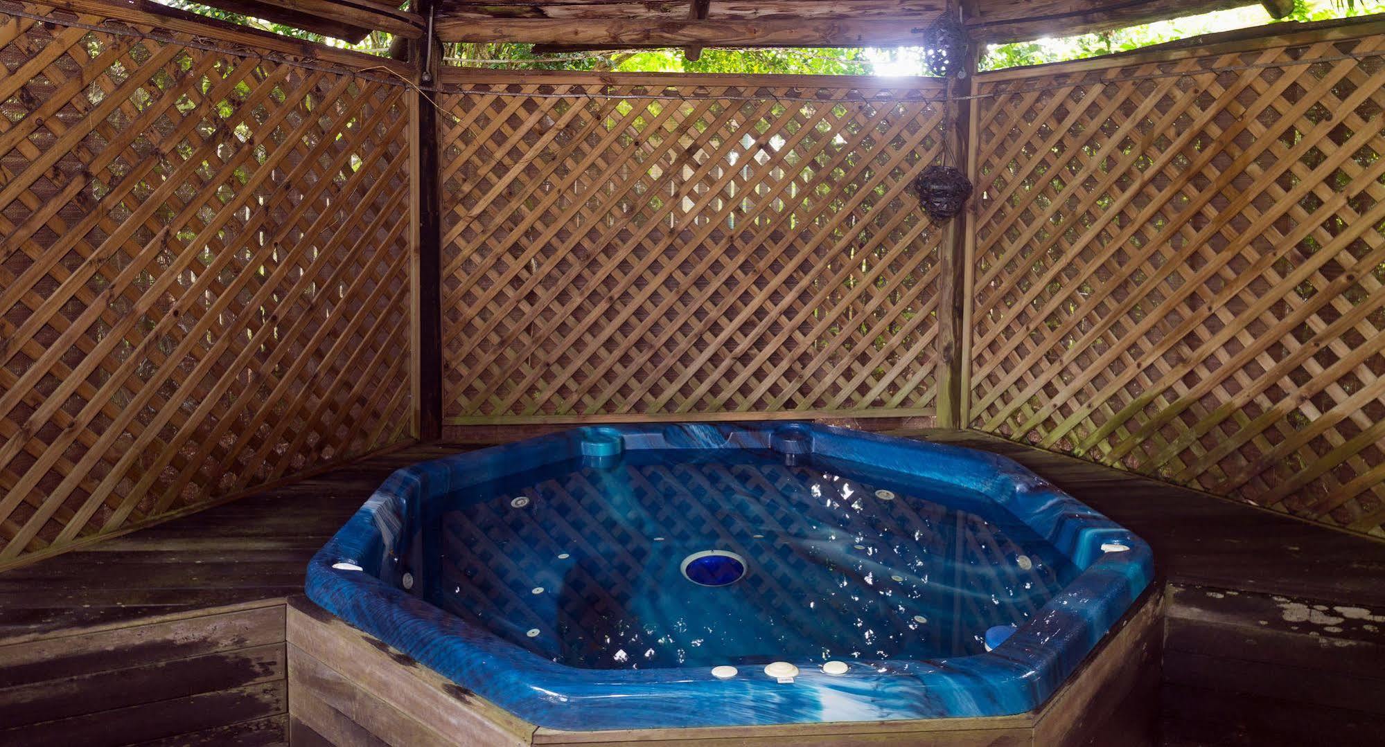 Allumbah Pocket Cottages Yungaburra Εξωτερικό φωτογραφία